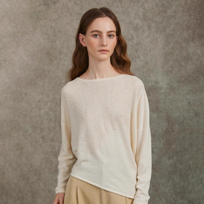 范可儿针织镂空圆领纯色宽松打底