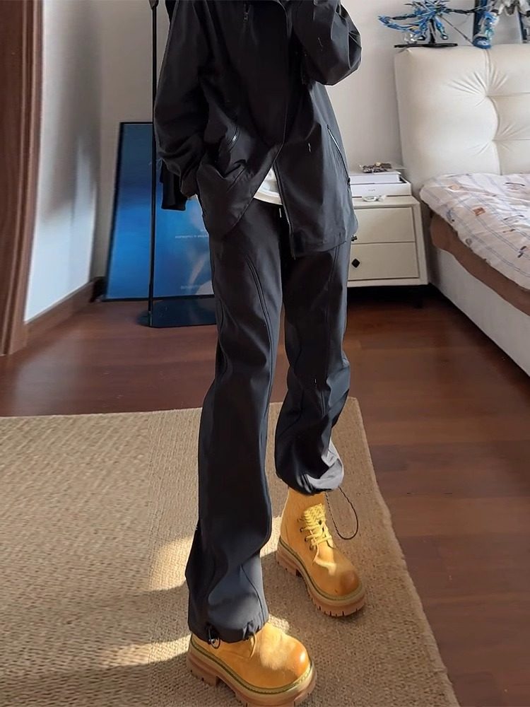 黑色冲锋裤男女防水防风户外登山裤高腰微喇工装裤斜切加绒滑雪裤