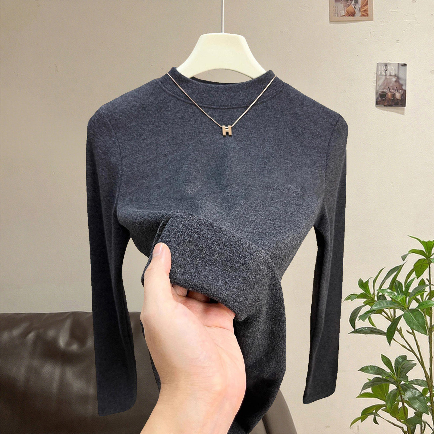 炭黑色半高领打底衫女秋冬新款小香风内搭磨毛加绒长袖T恤上衣