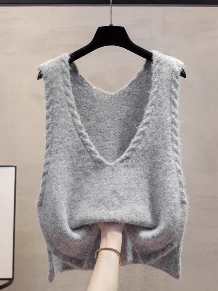 麻花双v领针织马甲背心女2025秋冬新款宽松外穿马夹叠穿毛衣坎肩