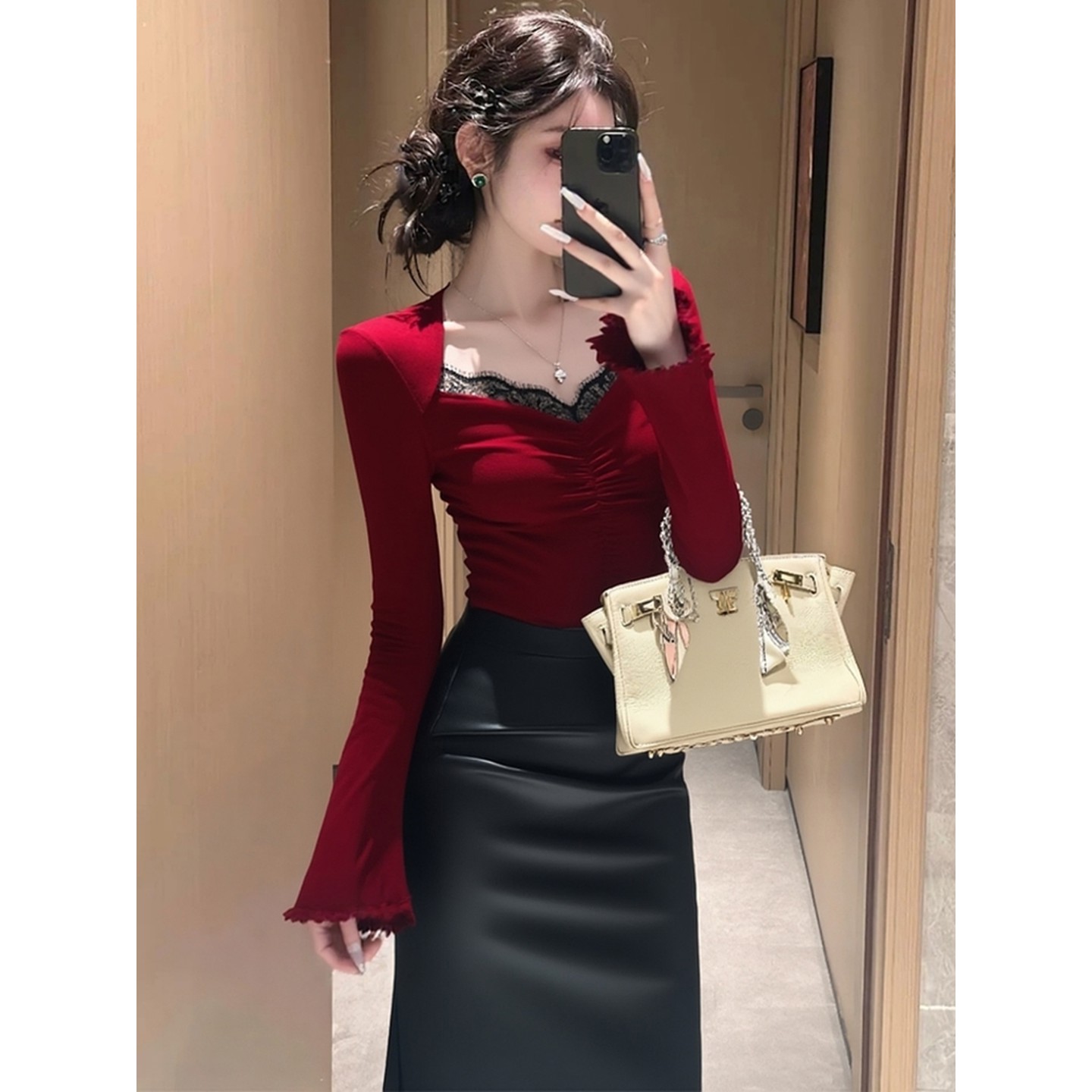 法式气质名媛红色方领蕾丝打底衫女冬季内搭修身显瘦低领上1126w