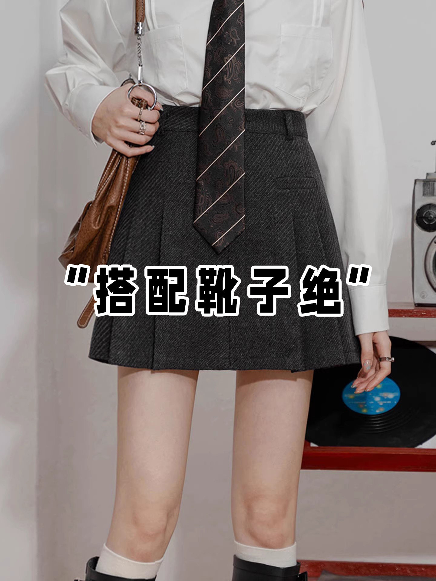 高级感灰色毛呢百褶裙短裙女秋冬新款高腰显瘦a字裙防走光半身裙,运动/瑜伽/健身/球迷用品,瑜伽t恤,淘宝优惠券,粉丝福利购,淘宝优惠卷