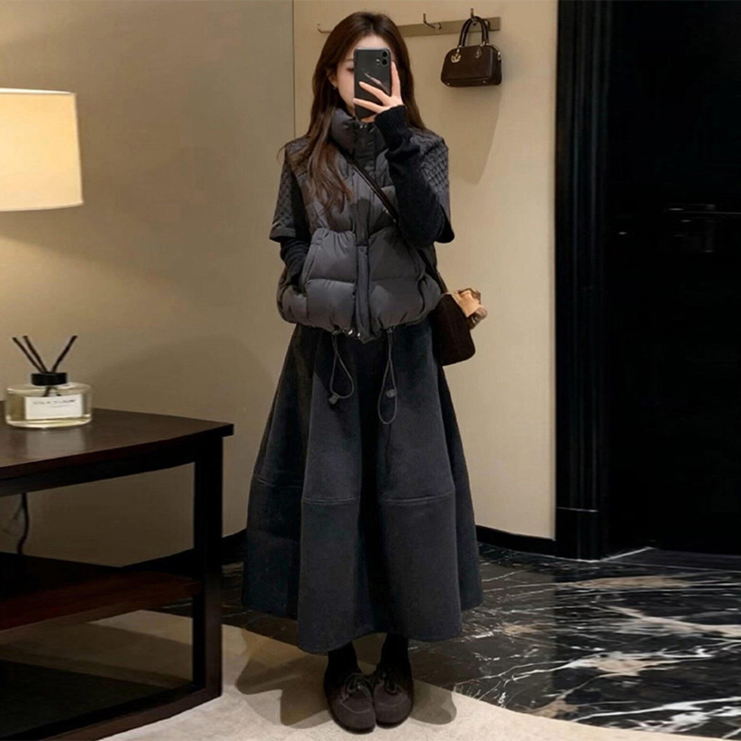 深灰色毛呢半身裙女秋冬2025新款小个子高腰加绒a字中长款花苞裙