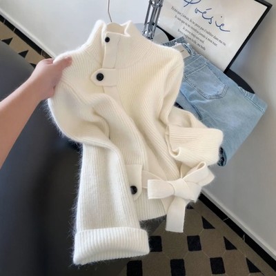 白色慵懒风半高领绑带针织衫女秋冬新款宽松外搭毛衣外套上1206r