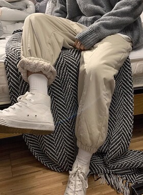 羽绒棉裤女冬季防寒保暖裤外穿束脚欧货加绒小个子特厚羊羔绒裤子