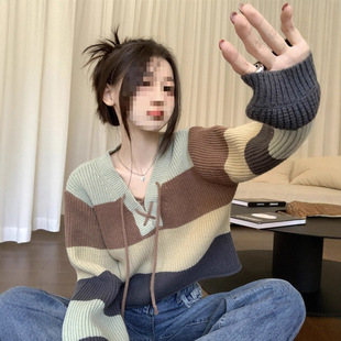 条纹撞色绑带系带针织毛衣女秋冬2025新款设计感V领短款长袖上衣