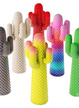 网红仙人掌玻璃钢衣架雕塑商场店铺家居美陈落地装饰潮流大摆件