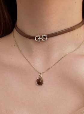 美拉德复古棕色皮革虎眼石项链女颈链choker高级感轻奢小众锁骨