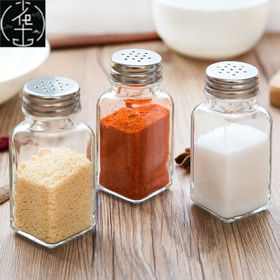 -glass transparent pepper shaker pepper and salt shaker