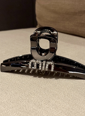 杨杨babytime 舒适有质感 枪灰色min镶钻鲨鱼抓夹大号后脑勺盘发