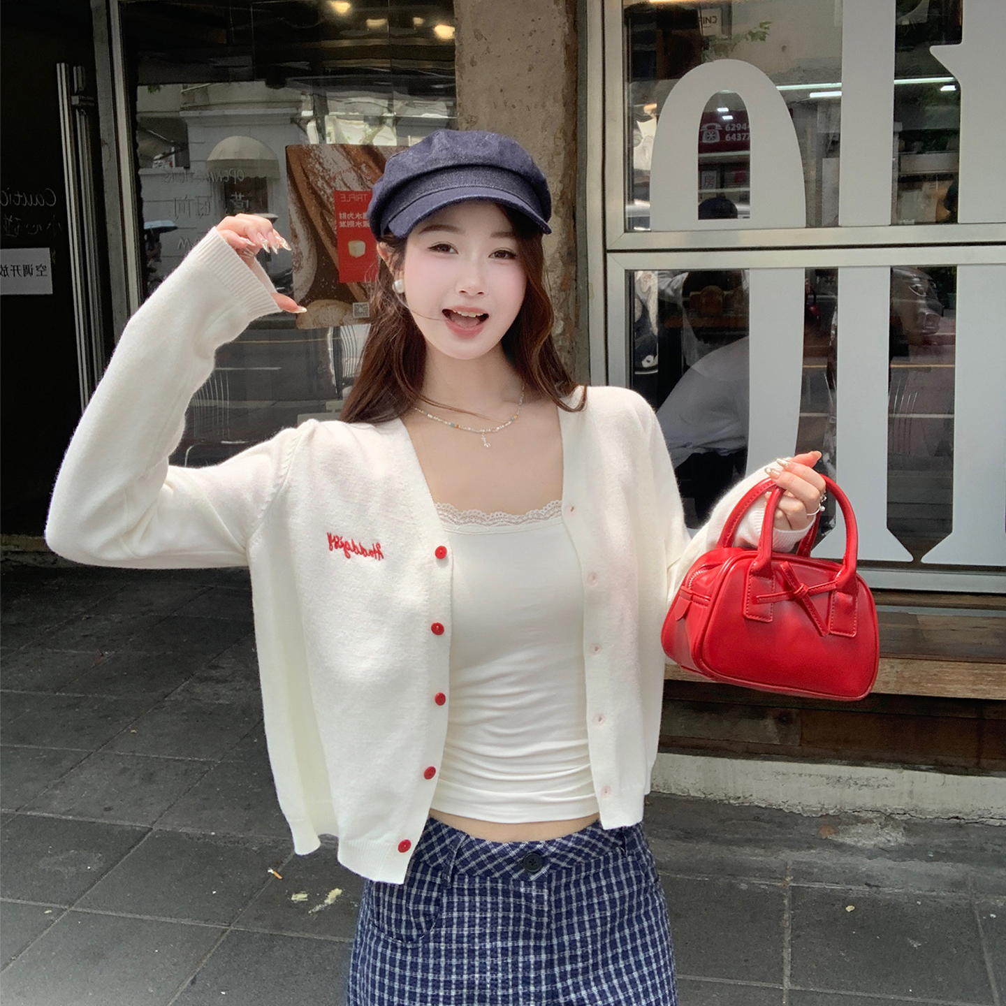 白色针织开衫外套女2025新款秋季穿搭高级感外搭毛衣韩系早秋上衣