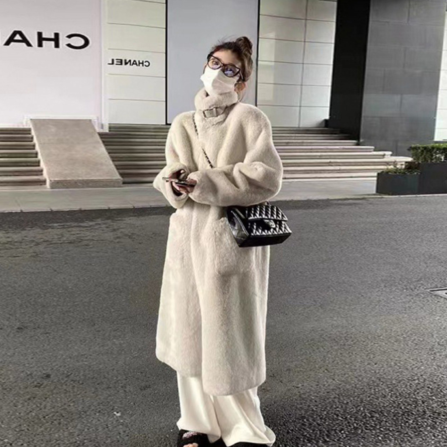 长款皮毛一体大衣女2025秋冬新款