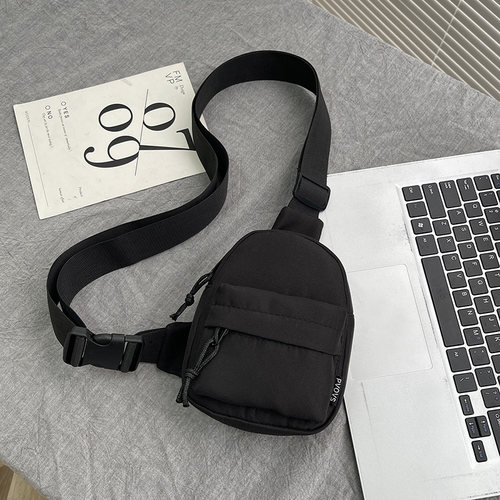 日系小挎包个性时尚潮牌斜挎包男休闲迷你手机包新款胸包潮流ins
