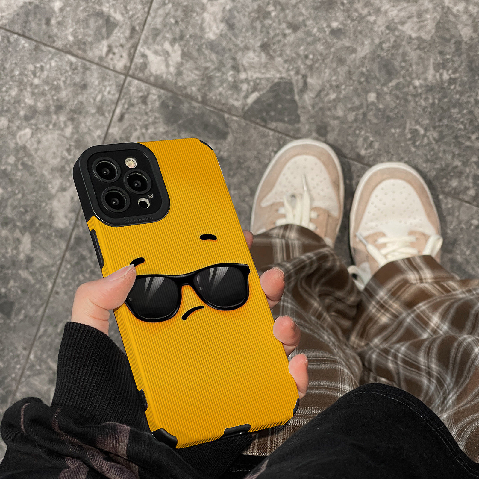 ng2510227 Chubanzhe For 16 With Yellow Background And Sunglasses, Cool Expression IPhone Pro Max Phone 12 11 Leather Soft_voghion.com