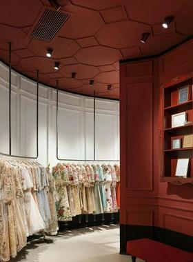 黑色婚纱架子 婚纱吊架 礼服挂衣杆吊顶悬挂货架上墙异形弧形订制