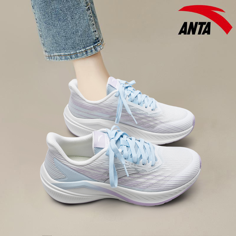 安踏2025春季新款透气跑步鞋女款