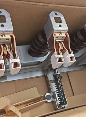 议价：Merlin Gerin断路器，型号PUSE 08200