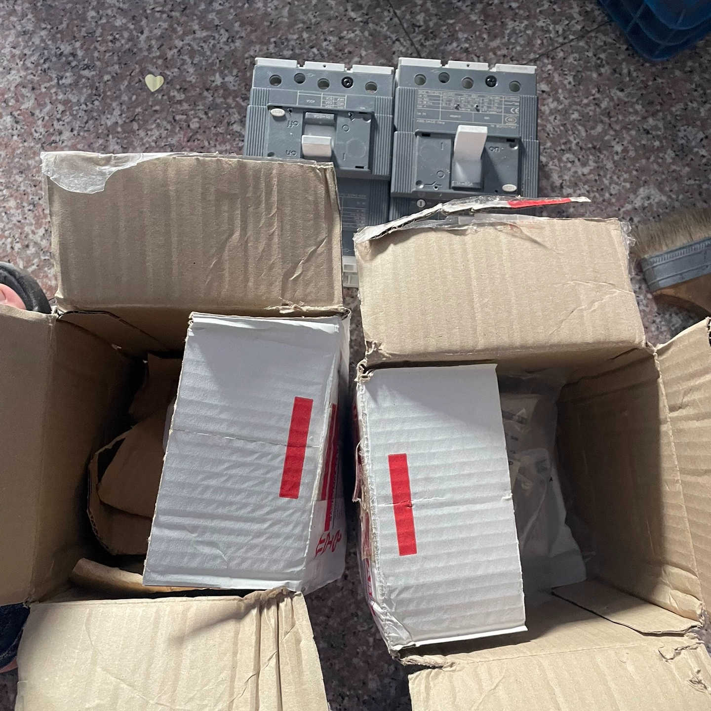 {议价}ABB正品塑壳断路器 T3S 250 (80A）机有