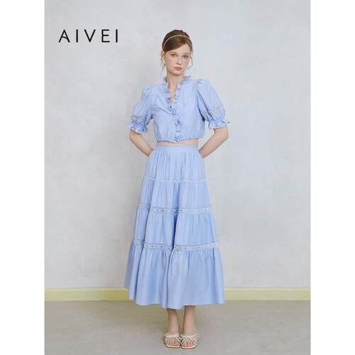 AIVEI欣贺艾薇2025夏季新甜辣度假风交叉绑带收腰短上衣S720603A