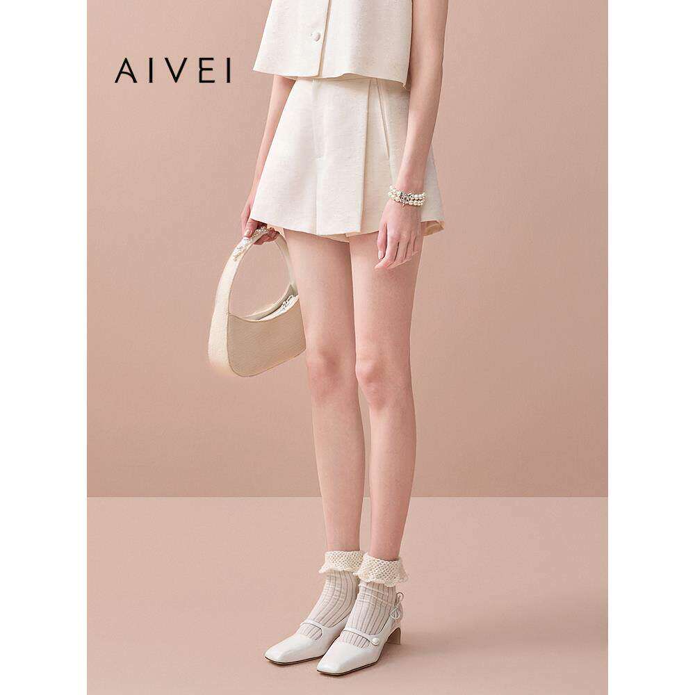 AIVEI欣贺艾薇2025秋季新高腰显瘦A字褶皱肌理感阔腿短裤XRV4Y05A