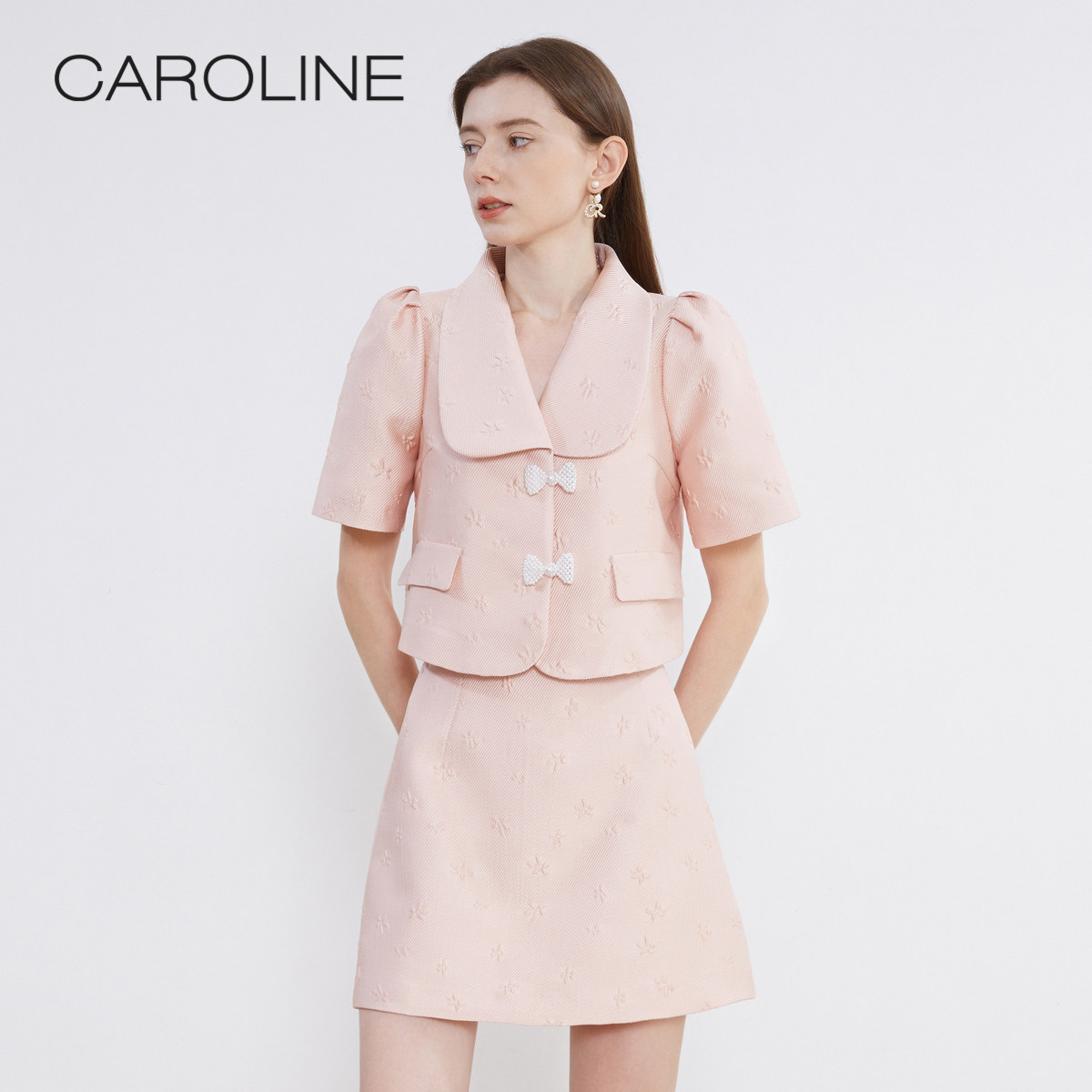 春季短外套CAROLINE甜美