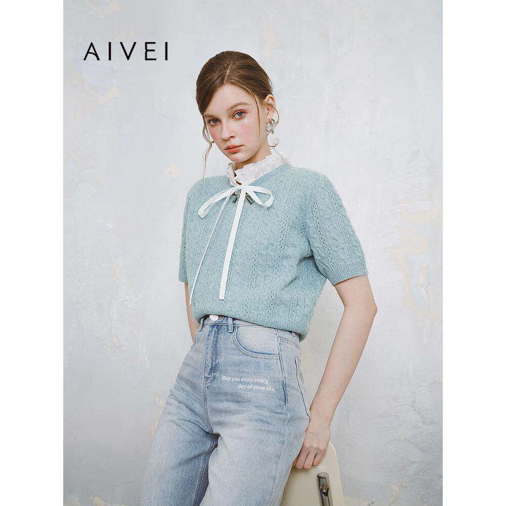 AIVEI欣贺艾薇2025春季复古英伦绞花镂空百搭羊毛针织衫S713905A
