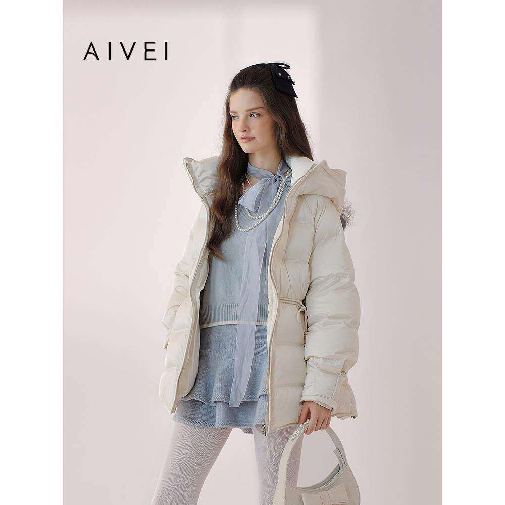 AIVEI欣贺艾薇2025冬季新小个子气质收腰连帽泡芙羽绒服XRV7G36B