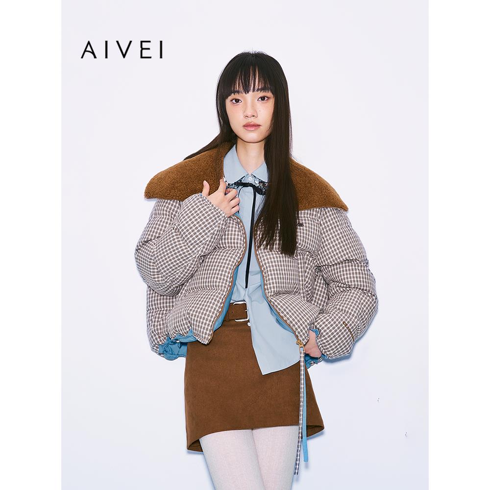 AIVEI欣贺艾薇2025冬季复古英伦知识分子格纹面包羽绒服XRV7G34B