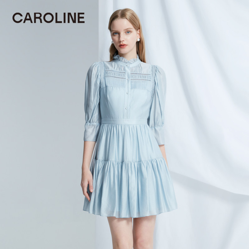 卡洛琳CAROLINE连衣裙