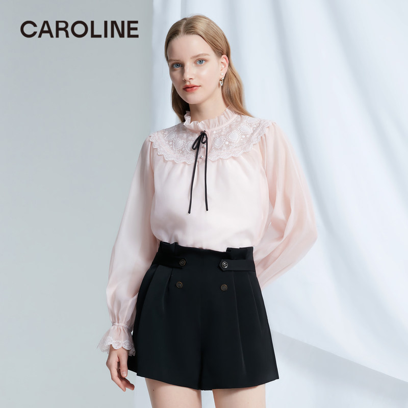Caroline卡洛琳2024春季新款系带绣花娃娃领雪纺衫ECREAG22 - 实物图