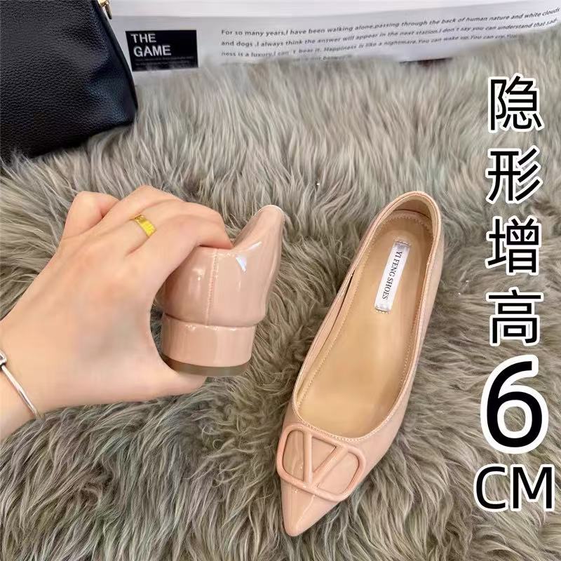 采采乐希粗跟内增高浅口单鞋女