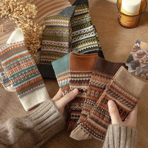 民族风袜子女中筒袜秋冬款长筒ins潮日系复古纯棉冬季保暖长筒袜