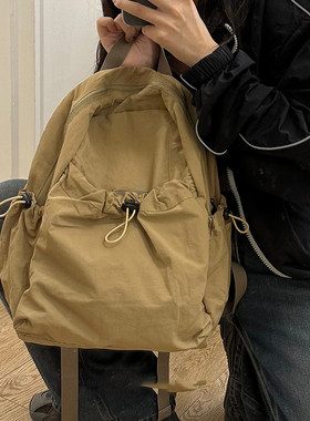 高级质感原创电脑包2026新款潮双肩包学生书包尼龙防泼水轻便背包
