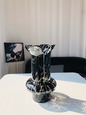 北欧ins风黑色肌理花朵口中古花瓶琉璃玻璃花器插花摆件民宿软装