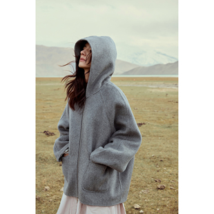 INGE暮霭灰澳毛骆驼绒高级大廓形插肩袖双拉链连帽大衣双面呢外套