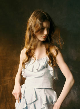 INGE 卡斯卡伊斯淡海蓝荷叶边挂脖系带可调节浪漫度假短上衣