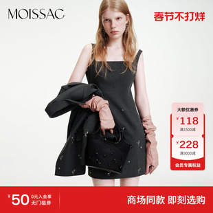 商场同款 摩萨克冬季款优雅钉钻装饰收腰吊带长款连衣裙女