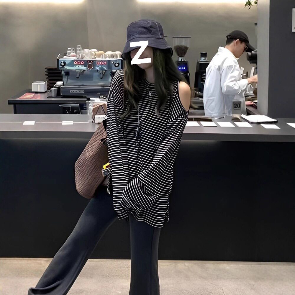 慵懒设计露肩长袖T恤女早