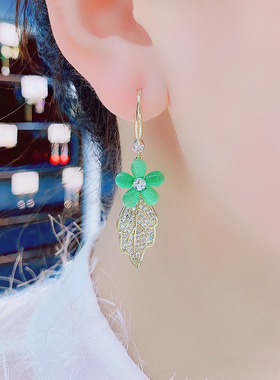 夏季小清新绿色猫眼石花朵耳环轻奢高级感超仙树叶耳饰无耳洞耳夹