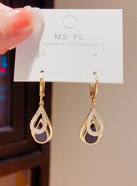 小众设计感复古黑色水滴耳扣式耳环女秋冬气质网红耳饰无耳洞耳夹