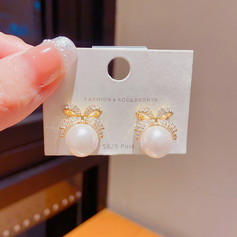 精致微镶锆石蝴蝶结珍珠耳钉女高级感时尚简约耳环气质百搭耳饰