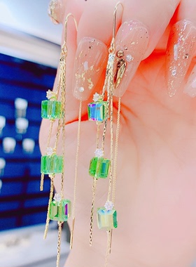 独特设计绿色水晶方糖流苏耳线耳环2025年新款潮韩国气质网红耳饰