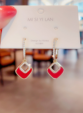 秋冬复古几何方形红色耳环设计感小众轻奢时尚耳钉高级感独特耳饰