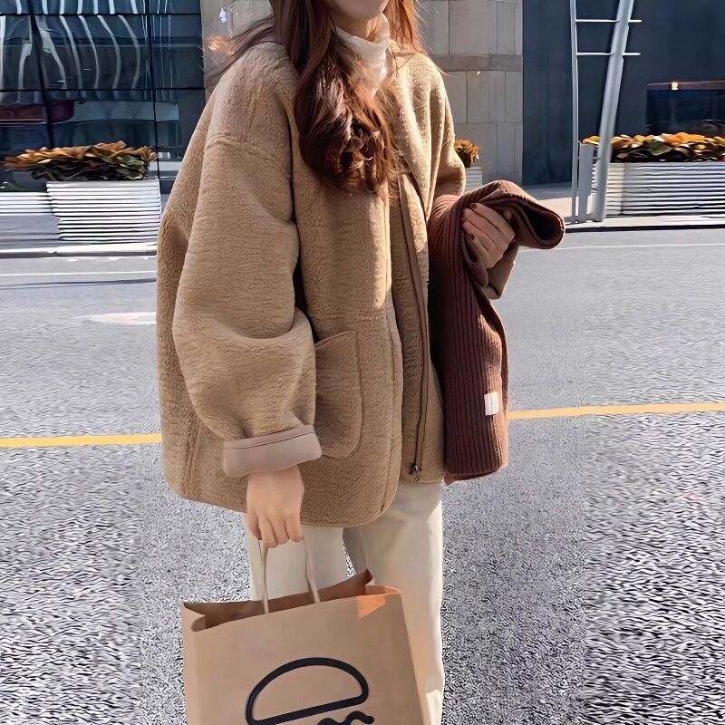 设计感保暖显瘦减龄外套女2025年秋冬新款港味覆古高级小众棉衣