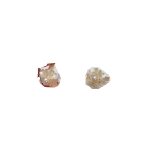 轻奢独特珍珠花朵耳环小众设计感高级耳饰女2025年新款爆款耳钉