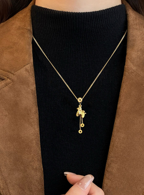 马到成功小马吊坠生肖钛钢秋冬毛衣项链毛衣链女2025爆款气质配饰