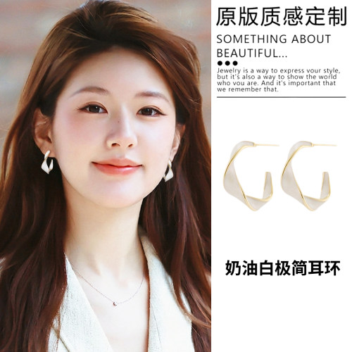 白色扭纹C圈耳环女独特漂亮耳饰