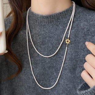 秋冬大牌花朵OT扣长款仿珍珠毛衣链项链女款2025新款毛衣装饰配饰