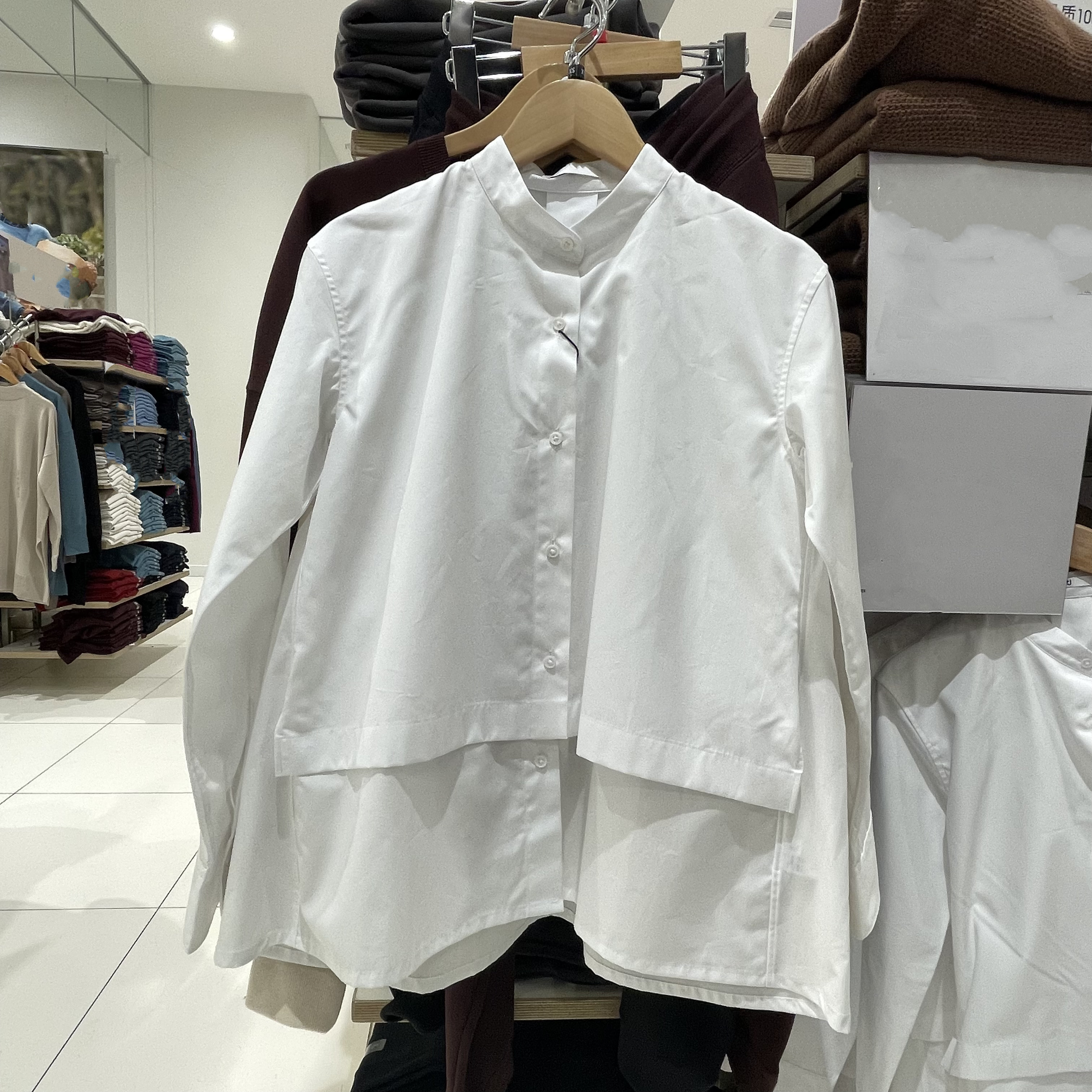 试衣间2022春季新款女设计师合作