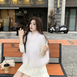 咔立茜”清月凝砂“白色山羊绒车条皮草马甲女年轻款毛毛背心